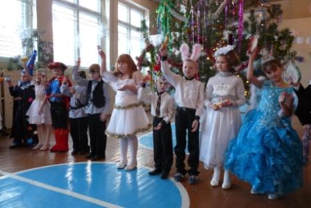 Выступление классом на новый год Выступление классом на новый год